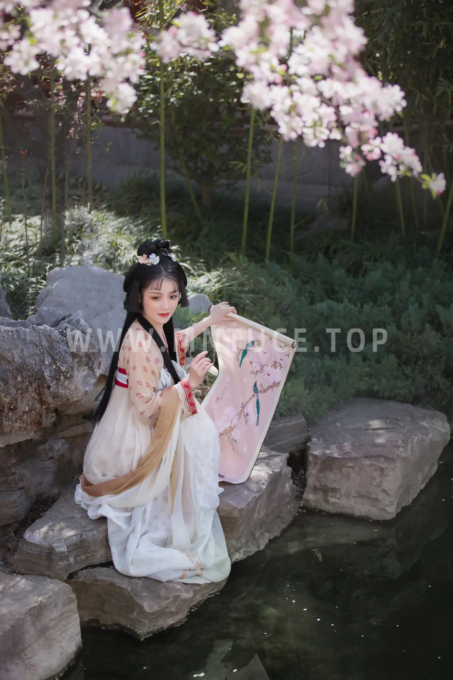 [YITUYU] 2022.06.05 Vol.1085 – Begonia Language Qing Yuan Zhai#[22P]-14